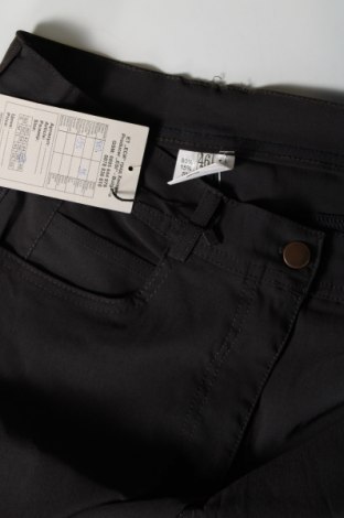 Pantaloni de femei, Mărime S, Culoare Gri, Preț 52,81 Lei