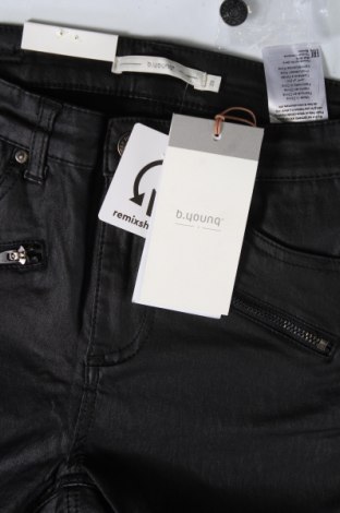 Pantaloni de femei B.Young, Mărime XS, Culoare Negru, Preț 37,99 Lei