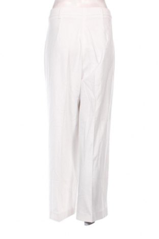 Дамски панталон Bershka, Размер XL, Цвят Бял, Цена 54,10 лв.