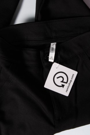 Pantaloni de femei Bershka, Mărime XS, Culoare Negru, Preț 33,29 Lei