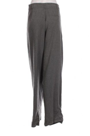 Дамски панталон Bershka, Размер XL, Цвят Сив, Цена 46,00 лв.