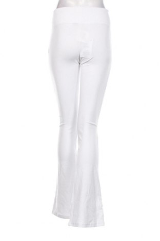 Дамски панталон Bershka, Размер S, Цвят Бял, Цена 46,00 лв.