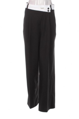 Pantaloni de femei Bershka, Mărime S, Culoare Negru, Preț 80,20 Lei