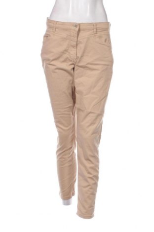 Дамски панталон Betty Barclay, Размер M, Цвят Бежов, Цена 40,80 лв.