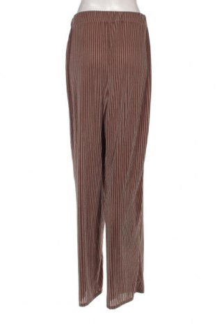 Дамски панталон Boohoo, Размер L, Цвят Кафяв, Цена 8,70 лв.