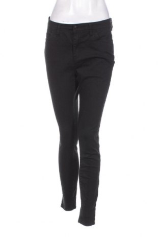 Дамски панталон C&A, Размер M, Цвят Черен, Цена 5,51 лв.
