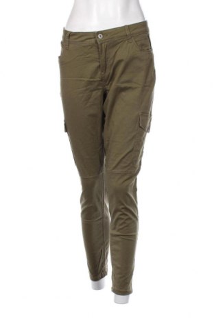 Дамски панталон Clockhouse, Размер XL, Цвят Зелен, Цена 15,95 лв.