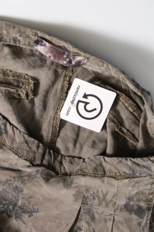 Дамски панталон Desigual, Размер S, Цвят Зелен, Цена 37,40 лв.