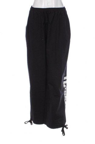 Γυναικείο παντελόνι Ellesse, Μέγεθος M, Χρώμα Μαύρο, Τιμή 19,18 €