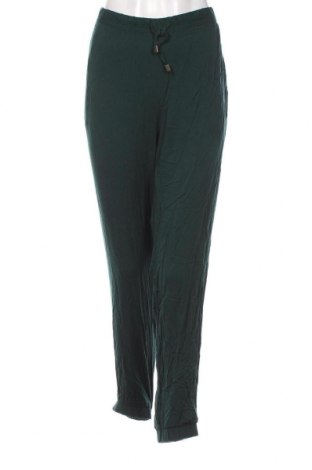 Дамски панталон Esmara, Размер XXL, Цвят Зелен, Цена 17,41 лв.