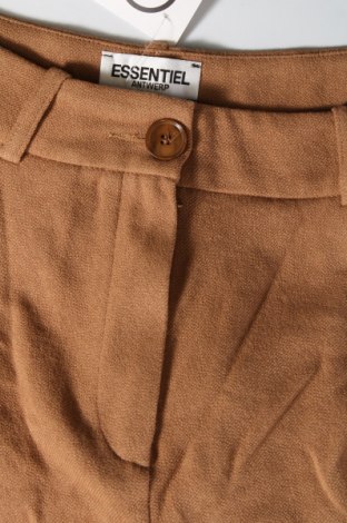 Pantaloni de femei Essentiel Antwerp, Mărime M, Culoare Maro, Preț 315,79 Lei