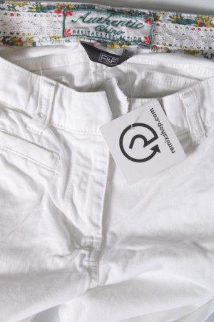 Γυναικείο παντελόνι F&F, Μέγεθος XS, Χρώμα Λευκό, Τιμή 9,30 €