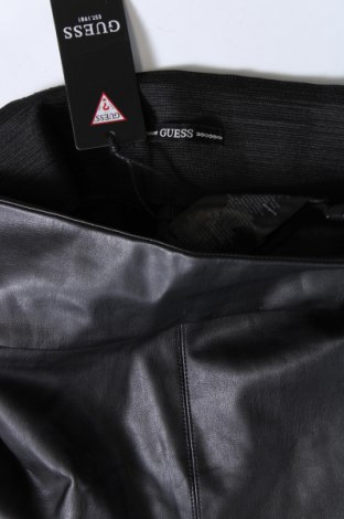 Dámské kalhoty  Guess, Velikost M, Barva Černá, Cena  1 747,00 Kč