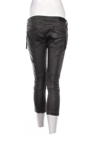 Pantaloni de femei Guess, Mărime M, Culoare Gri, Preț 134,56 Lei