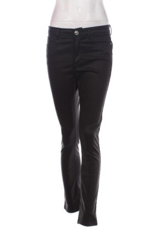 Dámské kalhoty  Guess, Velikost M, Barva Černá, Cena  1 371,00 Kč