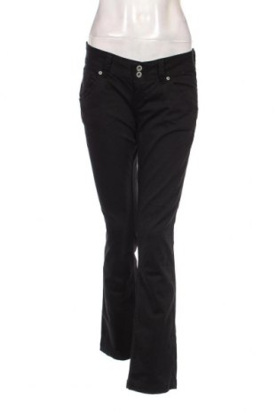 Дамски панталон Guess, Размер XL, Цвят Черен, Цена 108,72 лв.