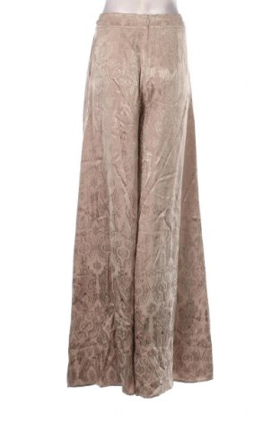 Дамски панталон Guess By Marciano, Размер S, Цвят Бежов, Цена 204,00 лв.