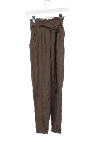 Дамски панталон H&M, Размер XS, Цвят Зелен, Цена 13,05 лв.