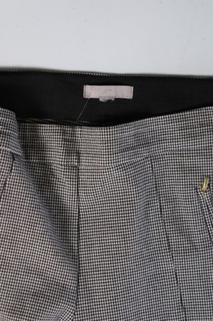 Dámské kalhoty  H&M, Velikost M, Barva Vícebarevné, Cena  79,00 Kč