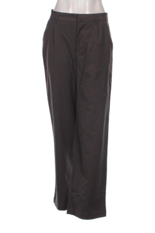 Дамски панталон H&M Divided, Размер M, Цвят Сив, Цена 29,01 лв.