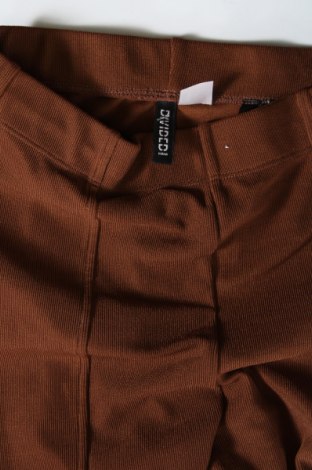 Дамски панталон H&M Divided, Размер XS, Цвят Кафяв, Цена 6,96 лв.