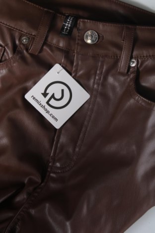 Дамски панталон H&M Divided, Размер XS, Цвят Кафяв, Цена 6,67 лв.