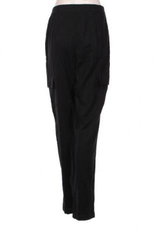 Pantaloni de femei Heartbreak, Mărime M, Culoare Negru, Preț 45,89 Lei