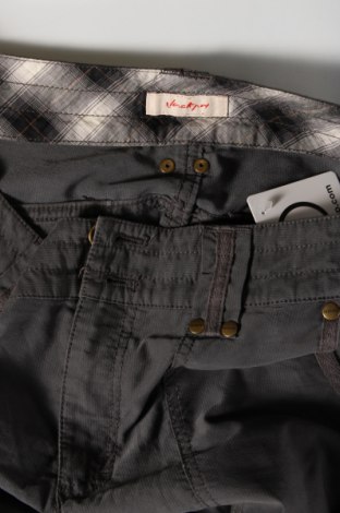 Γυναικείο παντελόνι Jackpot, Μέγεθος XL, Χρώμα Γκρί, Τιμή 7,67 €