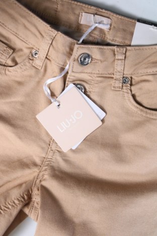 Дамски панталон Liu Jo, Размер S, Цвят Бежов, Цена 32,85 лв.