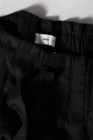 Дамски панталон Mango, Размер M, Цвят Черен, Цена 33,24 лв.