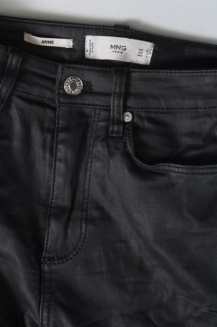 Дамски панталон Mango, Размер XS, Цвят Черен, Цена 17,39 лв.
