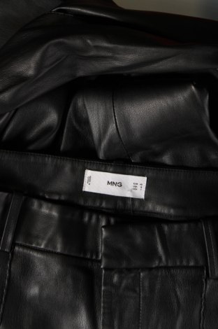 Γυναικείο παντελόνι Mango, Μέγεθος M, Χρώμα Μαύρο, Τιμή 21,03 €