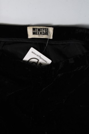 Γυναικείο παντελόνι Mtwtfss Weekday, Μέγεθος S, Χρώμα Μαύρο, Τιμή 5,07 €