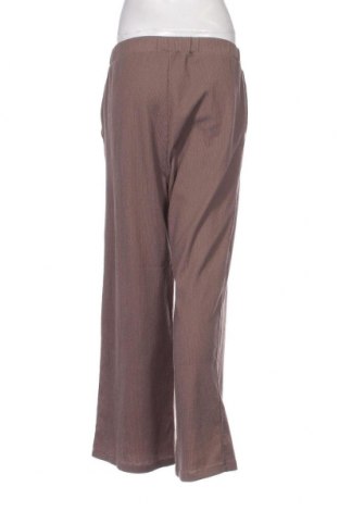 Дамски панталон NA-KD, Размер M, Цвят Кафяв, Цена 22,14 лв.