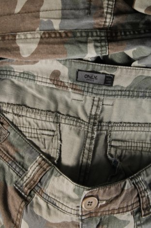 Pantaloni de femei ONLY, Mărime L, Culoare Multicolor, Preț 69,00 Lei