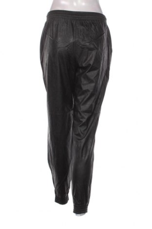 Γυναικείο παντελόνι ONLY, Μέγεθος S, Χρώμα Μαύρο, Τιμή 15,34 €