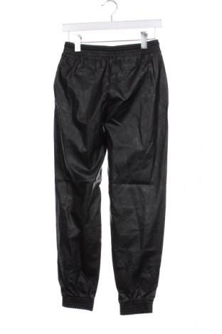 Γυναικείο παντελόνι ONLY, Μέγεθος XS, Χρώμα Μαύρο, Τιμή 15,34 €