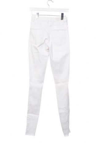 Pantaloni de femei ONLY, Mărime XS, Culoare Alb, Preț 31,00 Lei