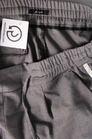 Дамски панталон Opus, Размер L, Цвят Сив, Цена 47,90 лв.