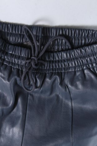 Дамски панталон Primark, Размер M, Цвят Сив, Цена 5,22 лв.
