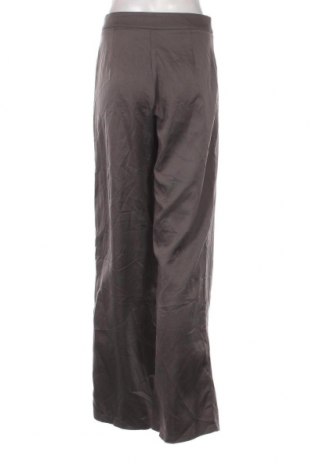 Дамски панталон Public Desire, Размер S, Цвят Сив, Цена 5,80 лв.
