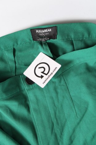 Dámské kalhoty  Pull&Bear, Velikost S, Barva Zelená, Cena  462,00 Kč