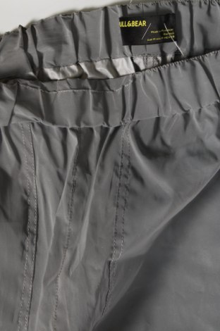 Dámské kalhoty  Pull&Bear, Velikost M, Barva Šedá, Cena  170,00 Kč