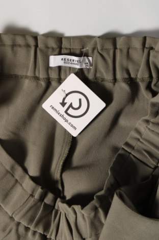 Дамски панталон Reserved, Размер L, Цвят Зелен, Цена 17,60 лв.