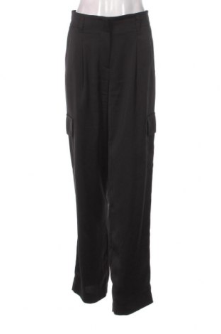 Дамски панталон Riani, Размер M, Цвят Черен, Цена 175,20 лв.
