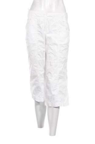 Дамски панталон S.Oliver, Размер S, Цвят Бял, Цена 22,14 лв.