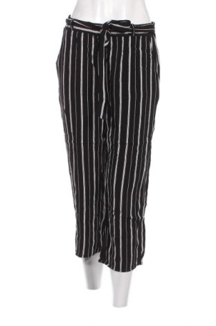 Дамски панталон S.Oliver Black Label, Размер M, Цвят Черен, Цена 27,20 лв.