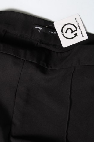 Pantaloni de femei Sinsay, Mărime XL, Culoare Negru, Preț 44,89 Lei