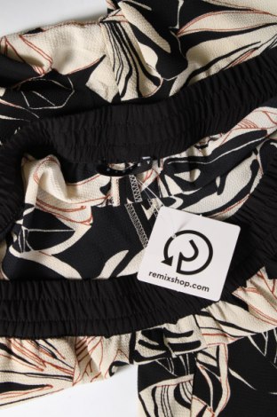 Дамски панталон Sisley, Размер M, Цвят Черен, Цена 156,00 лв.
