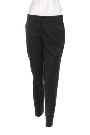 Дамски панталон Stefanel, Размер M, Цвят Черен, Цена 258,40 лв.